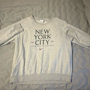 Nike crewneck, gray, size medium super soft